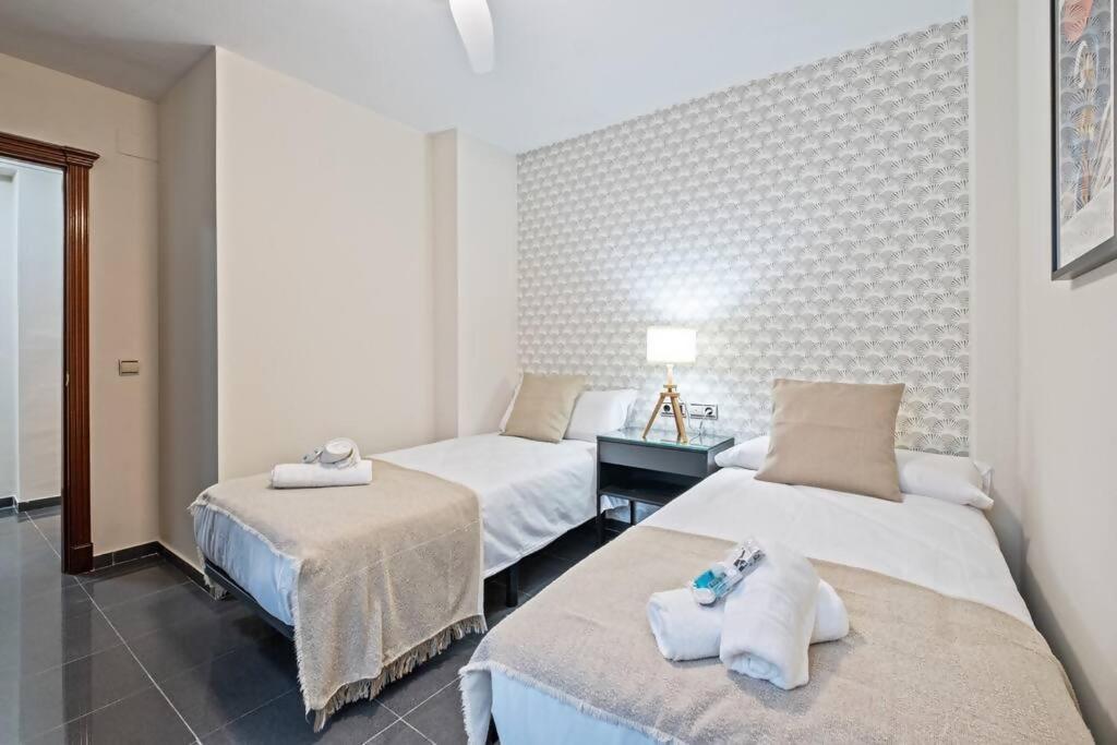 Piso En Atarazanas Apartment Malaga Ngoại thất bức ảnh