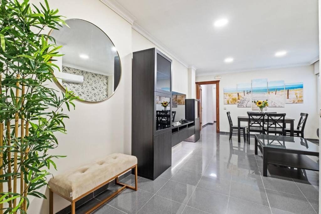 Piso En Atarazanas Apartment Malaga Ngoại thất bức ảnh